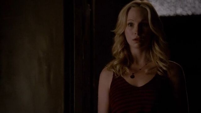 File:Caroline 12 TVD 5x02.jpg