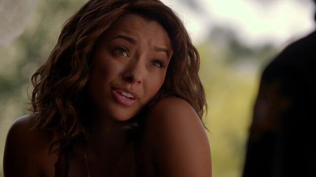 File:7X02-61-Bonnie.jpg