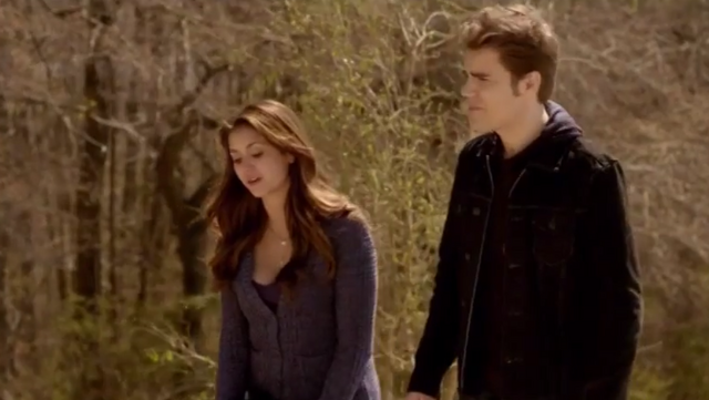 File:Elena,Estefan 5x21.png