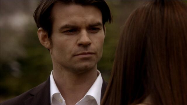 File:Elijah-and-Elena-in-Klaus-2x19-elijah-and-elena-21741440-1921-1080.jpg