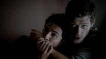 305VampireDiaries0515.jpg