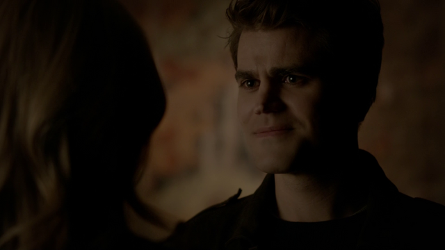 File:722-105-Stefan~Caroline.png