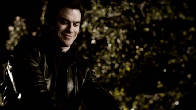 File:TVD 1025.jpg