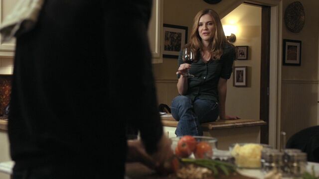 File:TVD1x13-Gilbert House 72.jpg