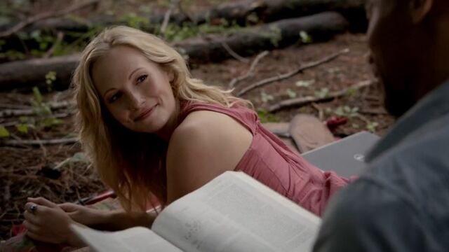 File:Caroline 4 TVD 5x04.jpg