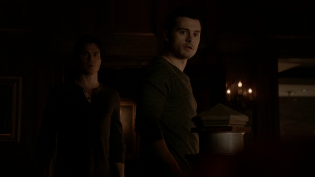 File:721-074-Damon-Enzo.png