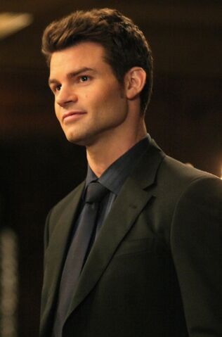 Fichier:Elijah Mikaelson.jpg