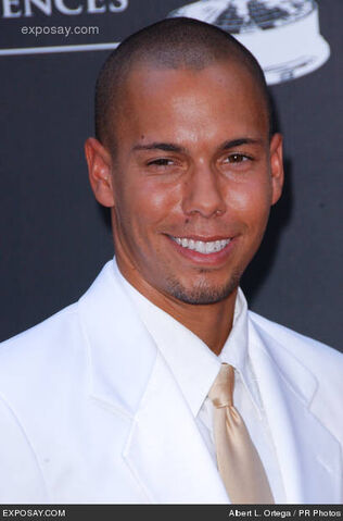 Fichier:Bryton James.jpg