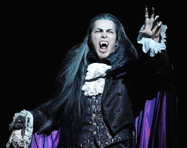 File:Tanz der vampire krolock.jpg