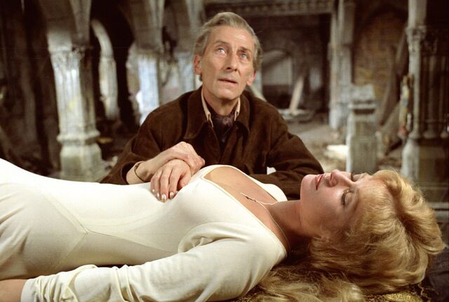 File:Lorrimer with Jessica.jpg