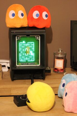 File:Pacman Vectrex.jpg