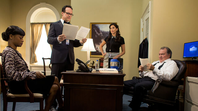 File:150413-veep-ep30-ss2-1920.jpg
