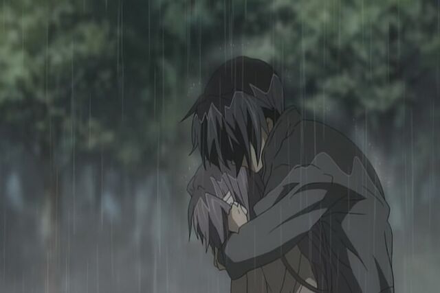 Tập tin:Kyou and tomoya hug.jpg