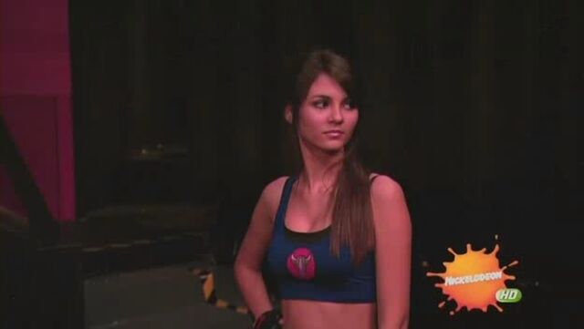 File:IFight Shelby Marx 80.jpg