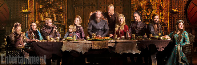 File:Vikings Season 4 Cast.jpeg