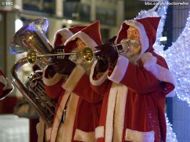 File:Killer santas.jpg
