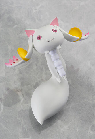 File:Kyubey earphone.jpg