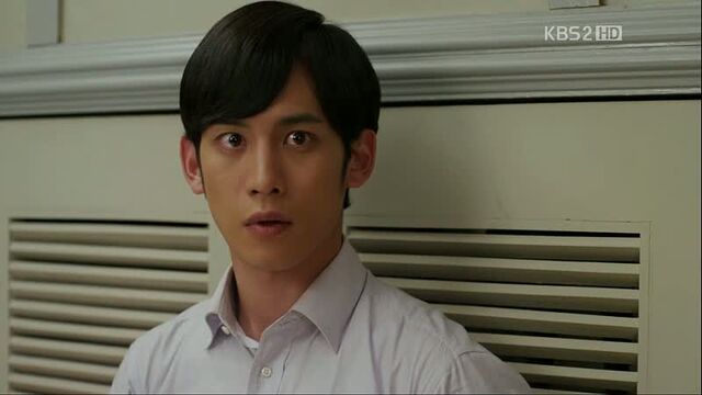 File:Shuniworried.jpg