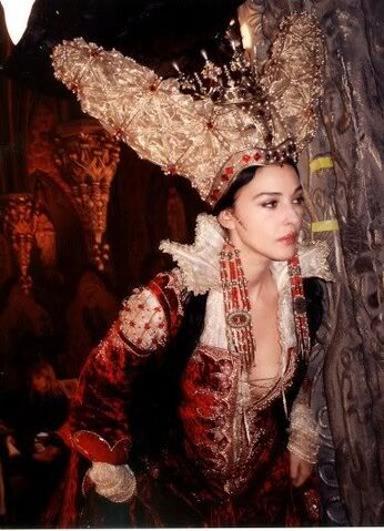 File:Mirror Queen.jpg