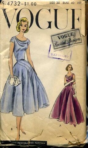 File:VogueS4732.jpg