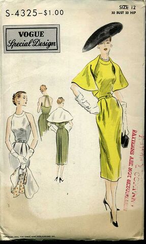 File:VogueS4325.jpg