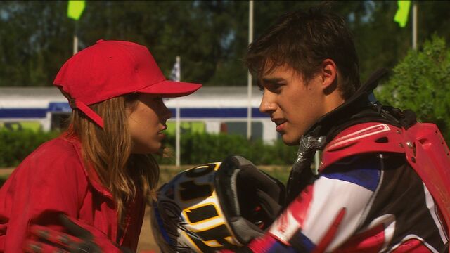 Archivo:Violettasegundatemporadadisneychannel07.jpg