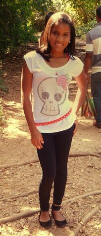 Archivo:7d02aaa4-ddeb-4285-9476-49a5c9a1fc71 zps9ad5bc54.jpg