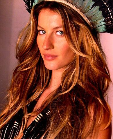 File:486px-Gisele Bündchen 2006.jpg