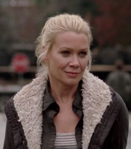 Fichier:3x14AndreaInfobox.jpg