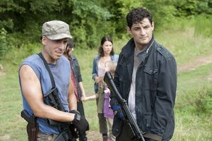 The-walking-dead-season-4-kirk-acevedo-enver-gjokaj