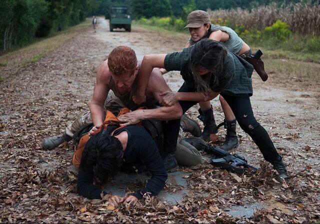 File:The-walking-dead-claimed-recap-5.jpg