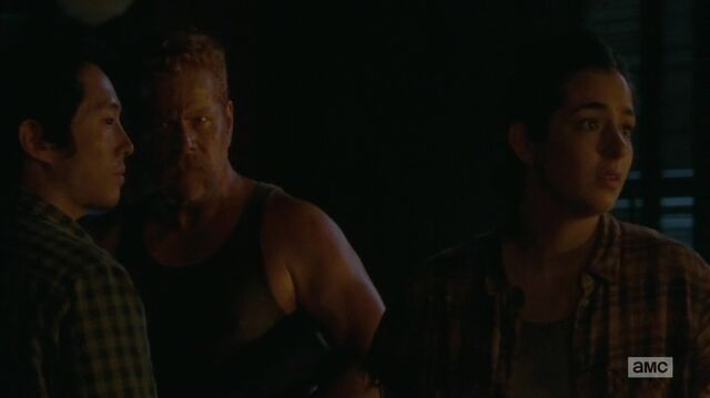 File:S5E3 4 Abe 7.jpg