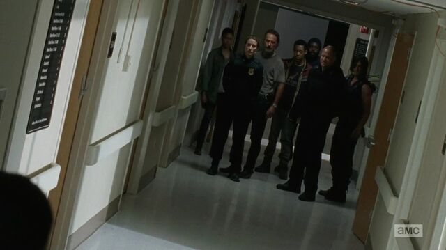 File:S5E8 Daryl 16.jpg