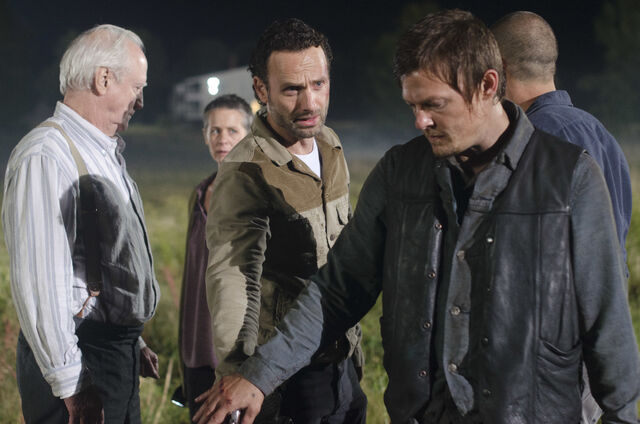 File:Episode-11-rick-daryl.jpg