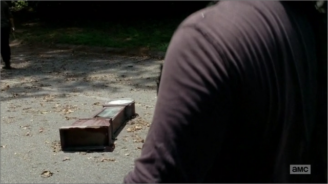 File:5x09 Grandpa's Clock.png