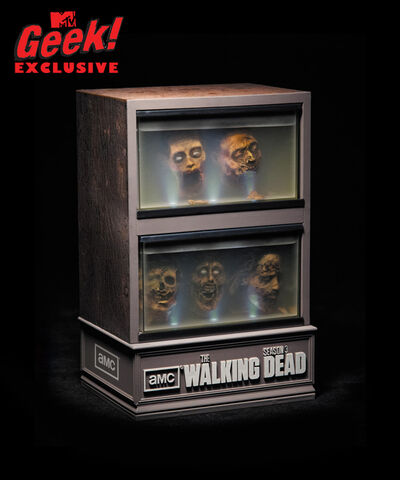 File:Walkingdead season3 dvd mtvgeek11.jpeg