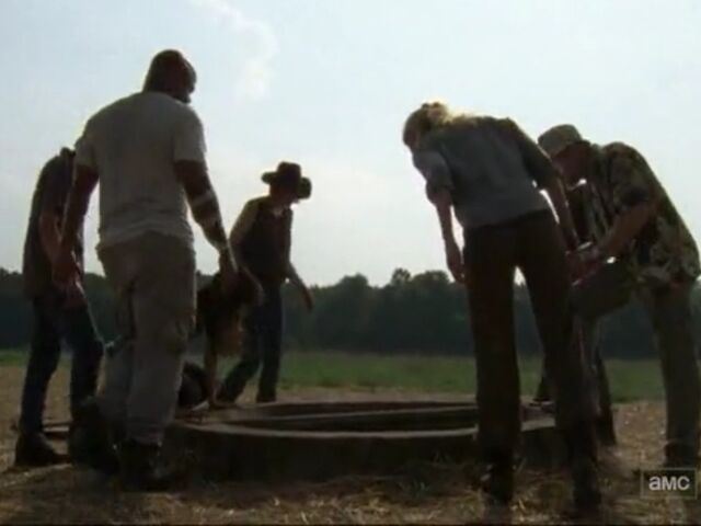 File:CRo TWD Images 060.jpeg