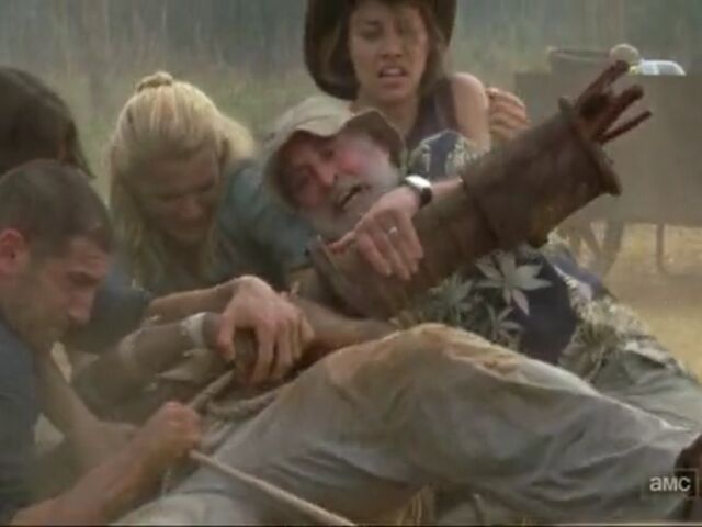 File:CRo TWD Images 081.jpeg