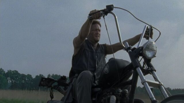 File:Daryl on bike ep3.jpg