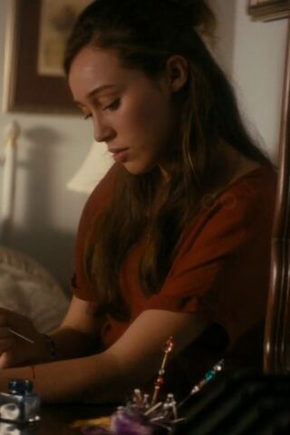 File:Alicia Not Fade Away.jpg