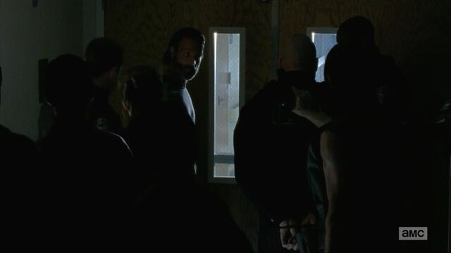 File:S5E8 Daryl 14.jpg