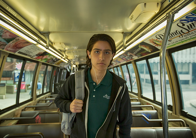 File:FTWD 102 Christopher Bus.png