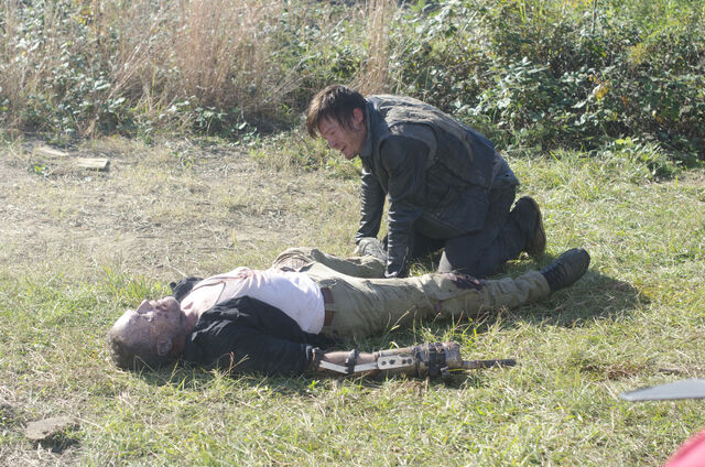 File:Walking-Dead-315-BTS-11.jpg