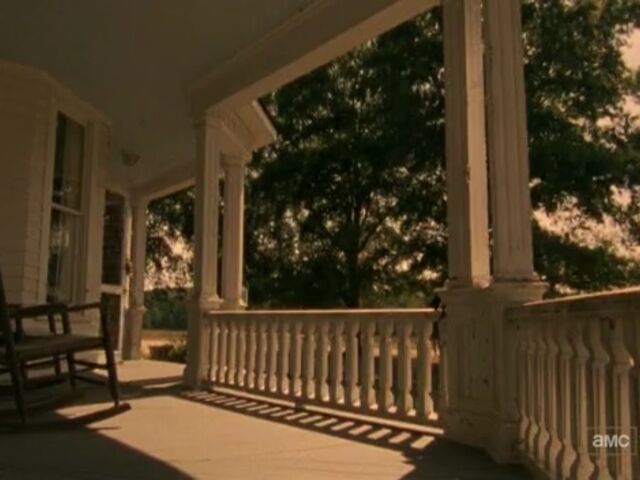 File:BL TWD Images 050.jpeg