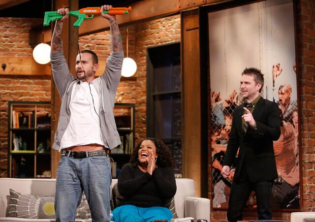 File:Talking Dead 207-1.jpg