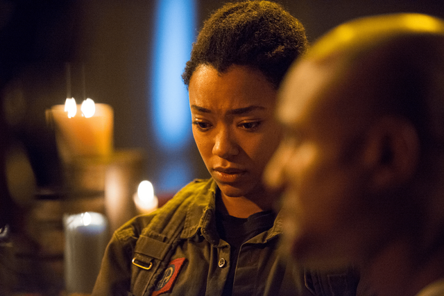 File:AMC 516 Sasha Depressed.png