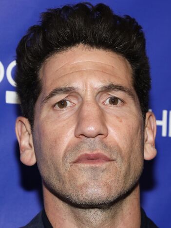 File:Jon Bernthal 2014.jpg