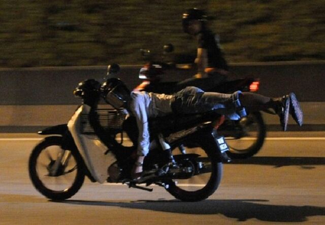 File:Motosikal.jpg