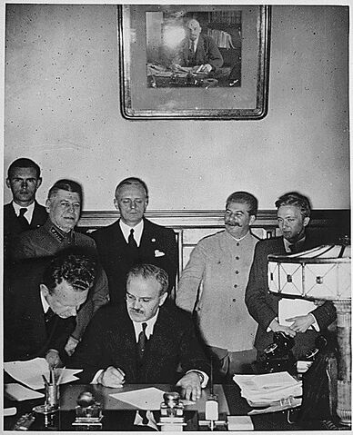 File:MolotovRibbentropStalin.jpg