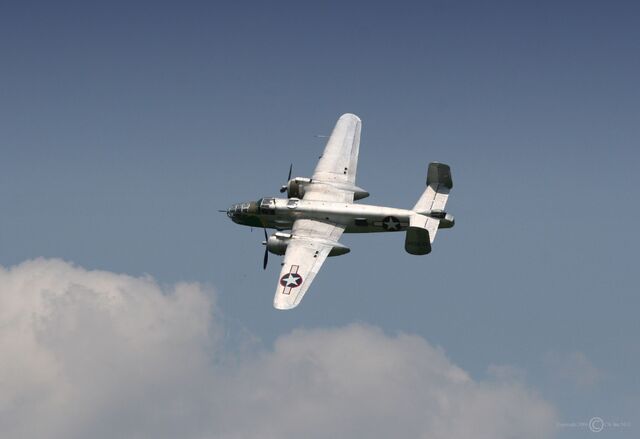 File:B-25 Mitchell airshow.jpg